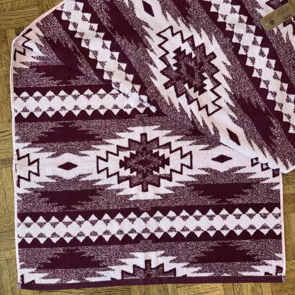 Wrangler Maroon Pink Aztec Plains Creek Western 2 Bath Hand Towels Southwestern